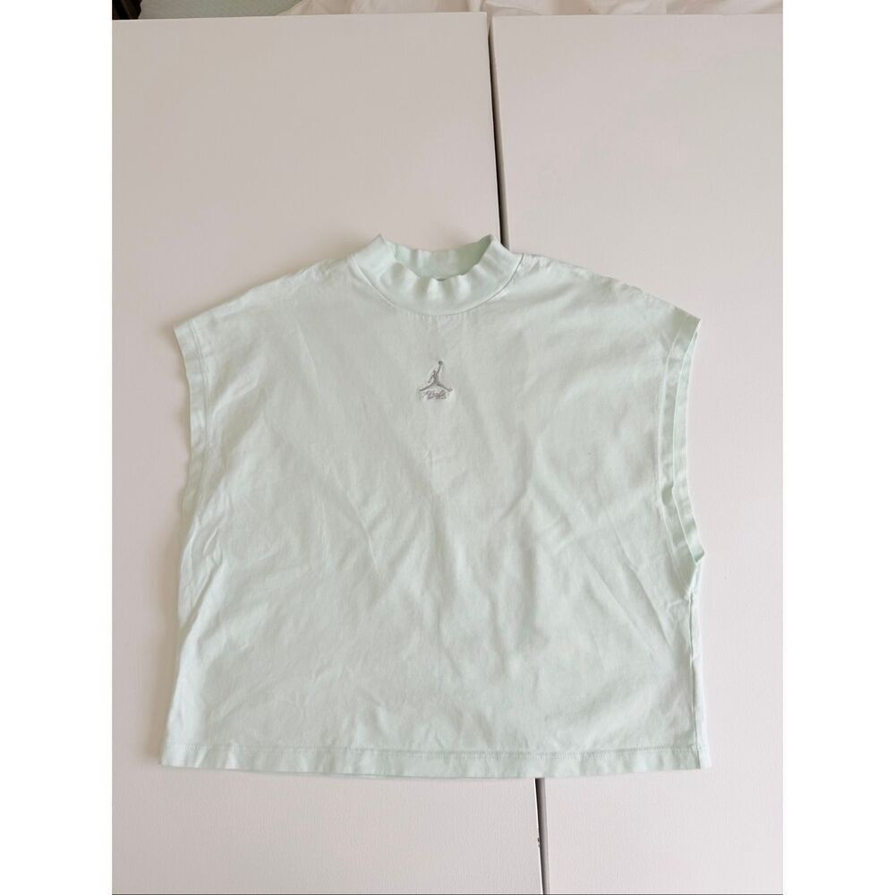 Jordan Flight Essentials Women's Mock-Neck Sleeveless T-Shirt size Small